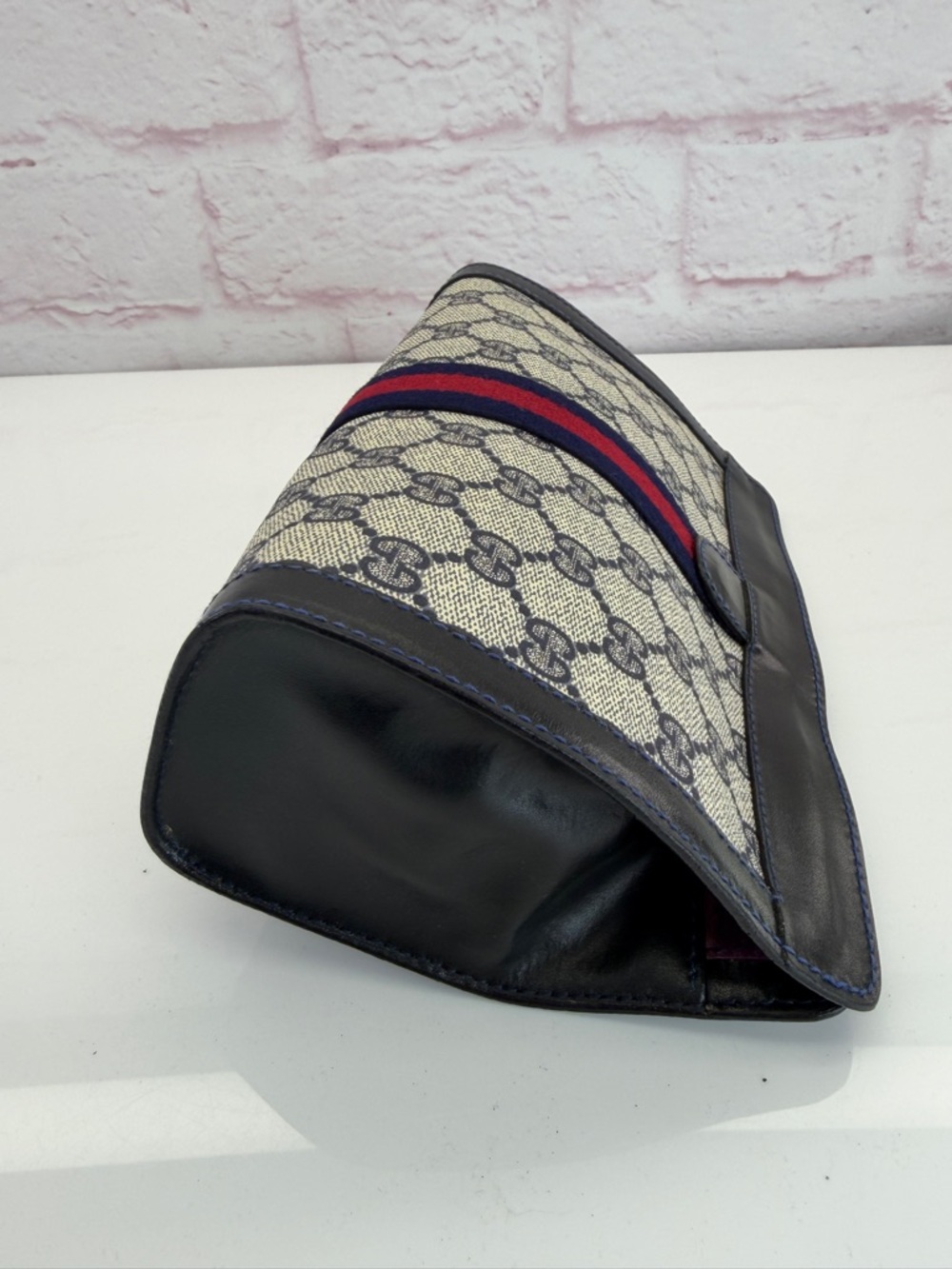 Gucci Vintage Sherry Line Navy-Red Stripe GG Supreme Canvas Clutch - Picture 5 of 11